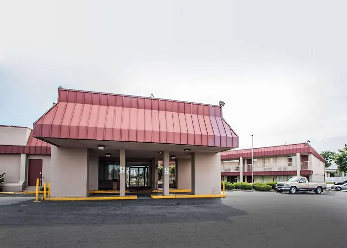 Red Roof Inn Reading