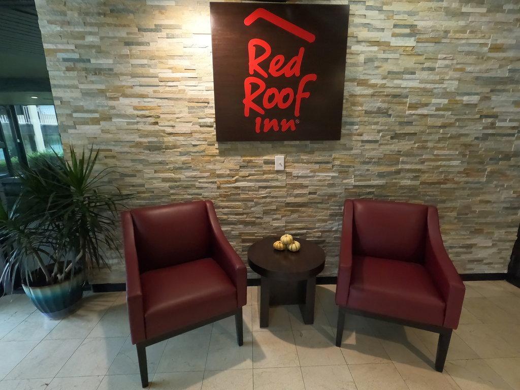 Red Roof Hotel Reading